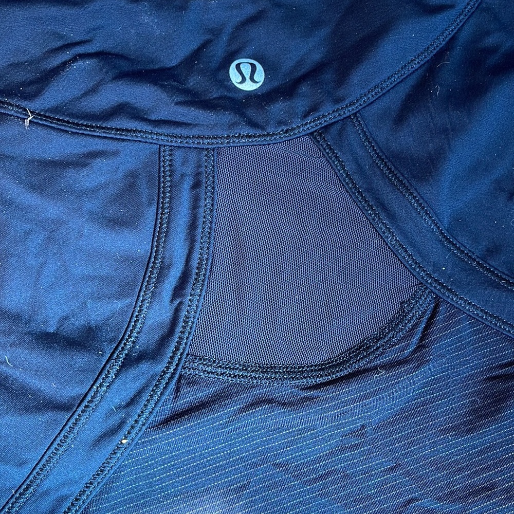 Lululemon tank - Picture 4 of 4